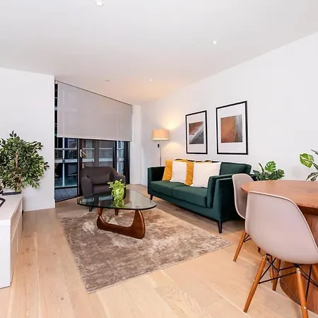 Stylish 2 Bed Close To Battersea Power Station London Exterior photo