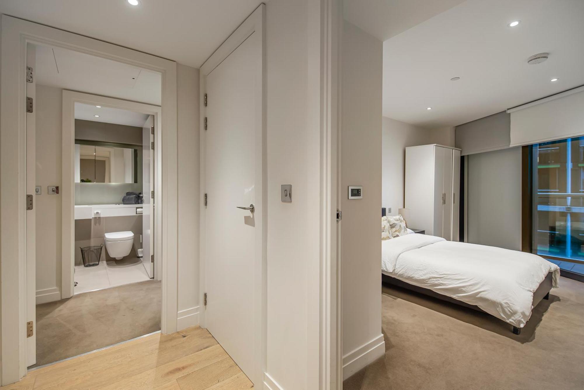 Stylish 2 Bed Close To Battersea Power Station Апартаменты *